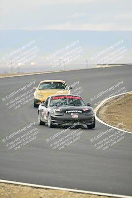 media/Jan-26-2025-CalClub SCCA (Sun) [[cfcea7df88]]/Group 1/Race/